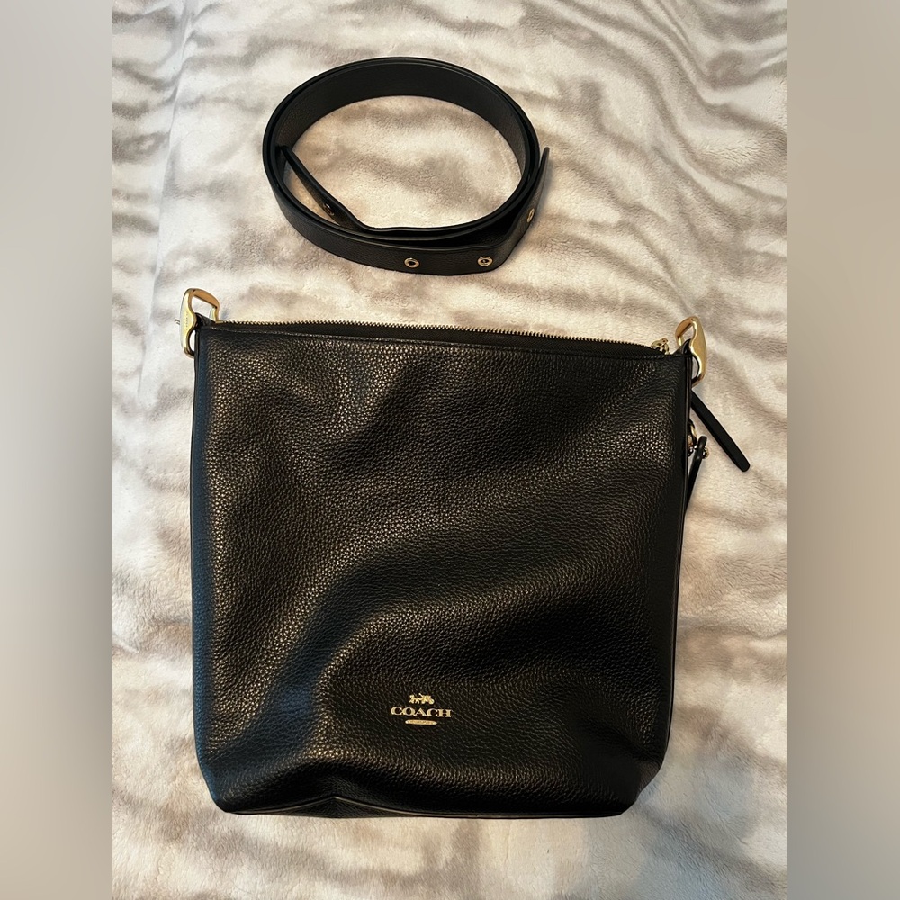 Coach Outlet Val Duffle Black Pebbled Leather Bag